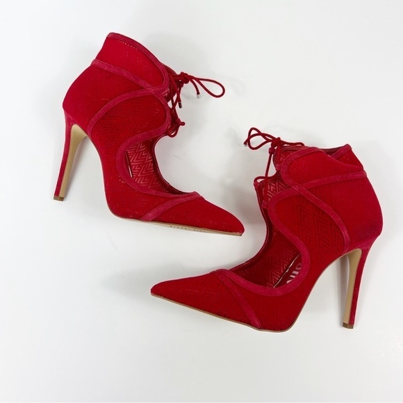 Gianni Bini Red Lace Up Mesh Heels Booties Pointed Stiletto Size 6 NEW - Picture 1 of 7